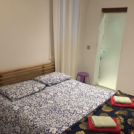 Apartamentos Carretas-Sol 2 Madrid Bagian luar foto