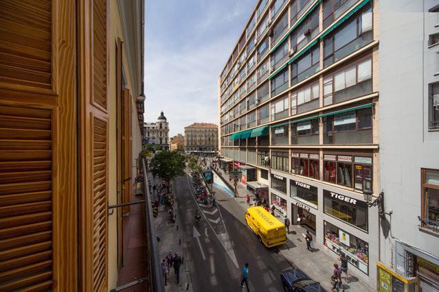 Apartamentos Carretas-Sol 2 Madrid Bagian luar foto